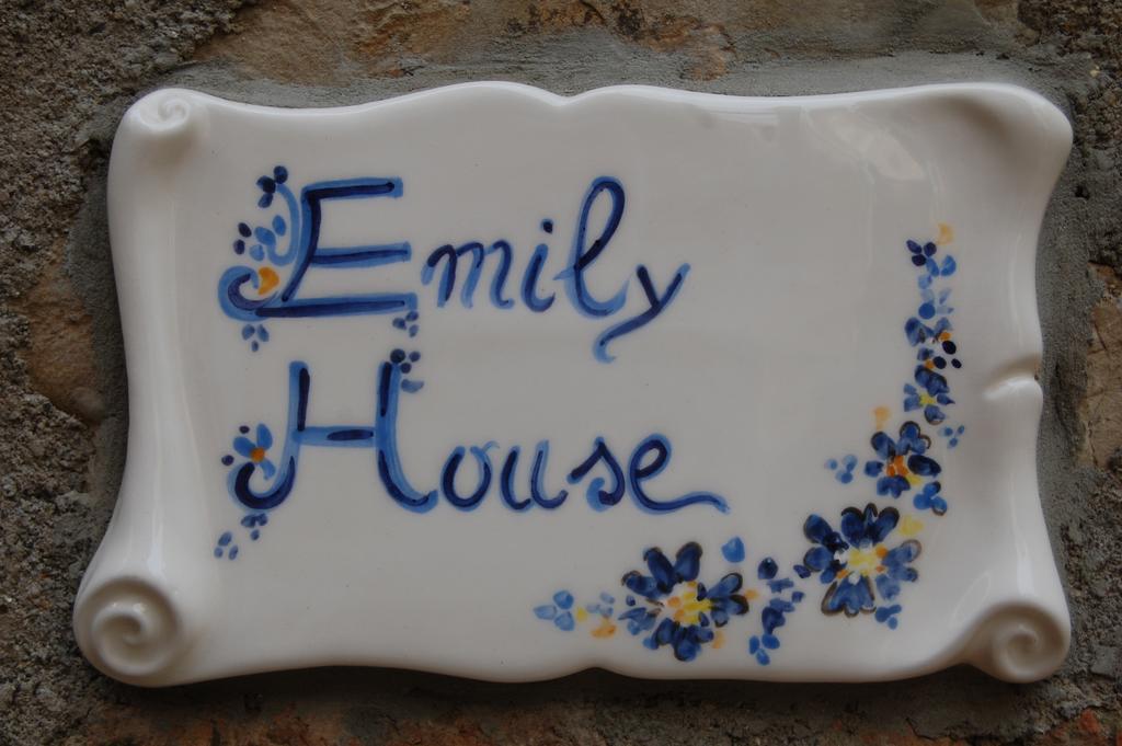 Hotel Emily House Montecerboli Exterior foto