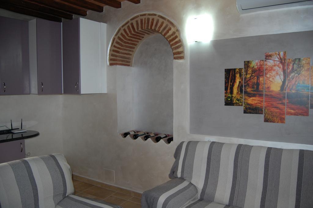 Hotel Emily House Montecerboli Exterior foto